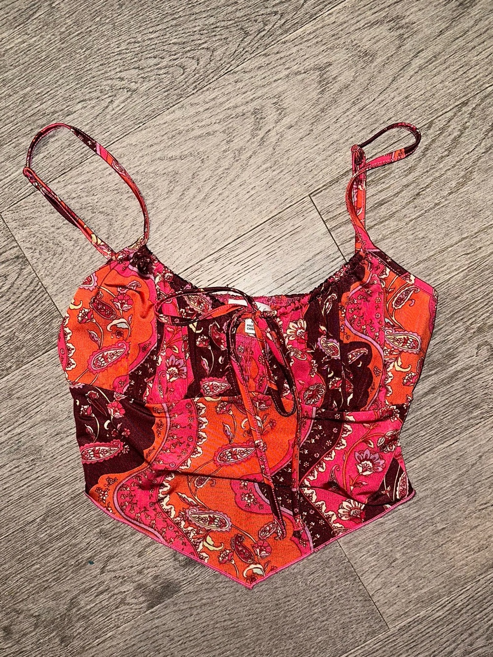 Juniper Blu Red Pattern Crop Tank Top Size S